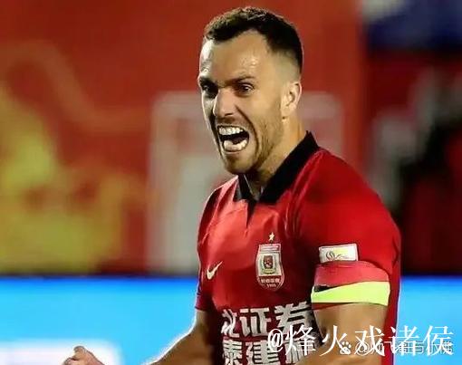 杨明洋坦言磨合不是问题 塞尔吉尼奥自信能做得更好 杨明洋坦言磨合不是问题 塞尔吉尼奥自信能做得更好