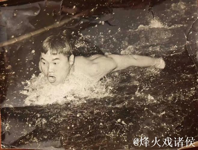上海闲话聊体育｜泳坛名帅，起步竟是篮球人